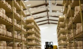 Άνοδος 5,9% στο χονδρικό εμπόριο και 3% στο εμπόριο και την επισκευή οχημάτων το 2025